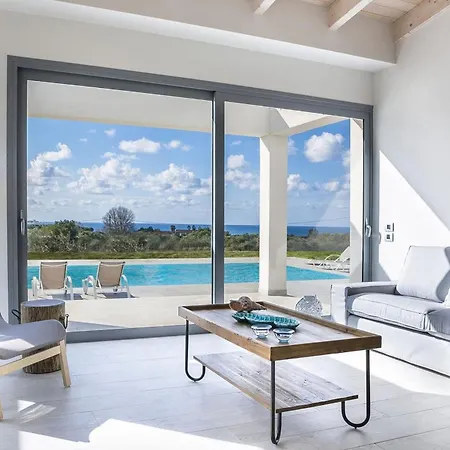 Elegant 3 Bedrooms Julieta Private Pool Sea Views Kefalonia فيلة